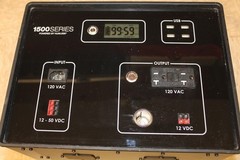Lion Energy Powered By Humless 1500 Series Solar Generator w/Folding Solar Panel