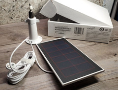 Arlo VMA5600 Solar Panel Charger – White VMA5600 20000R