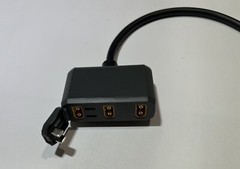 Ugreen XT60 Serial / Series Battery Connector / Adapter (Up To 3 Solar Arrays)