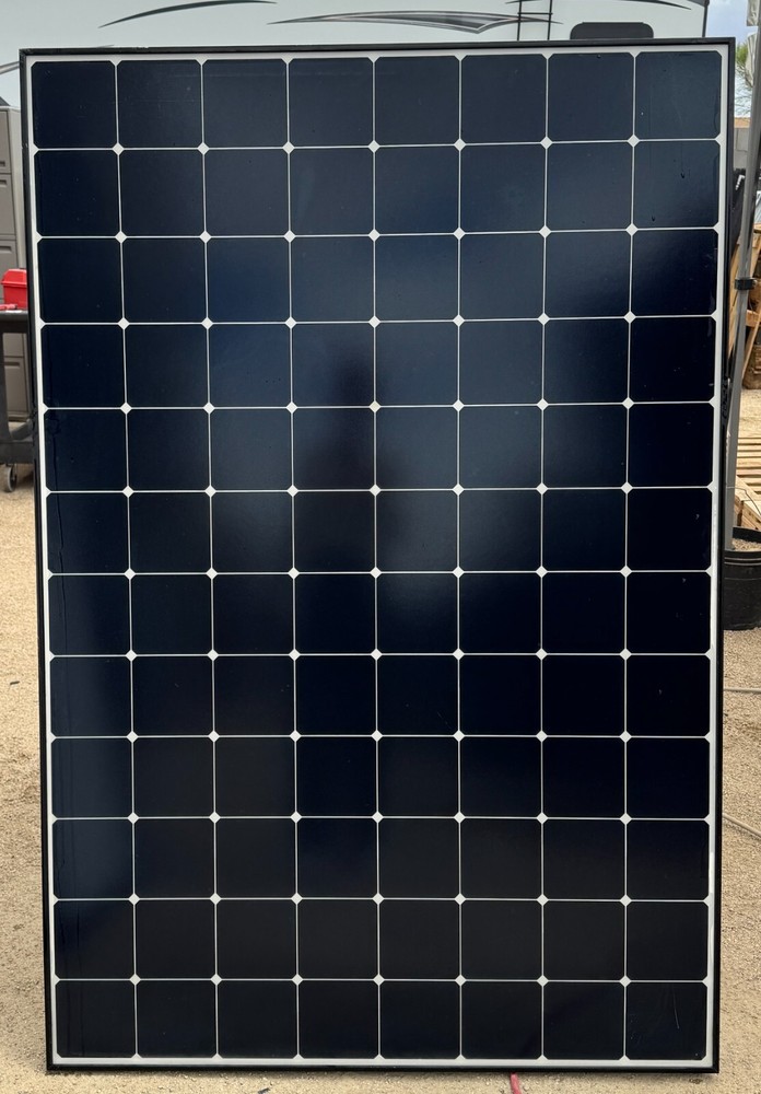 Sunpower Solar Panels 360W Lot of 15 Pieces. SPR-X22-360-D-AC