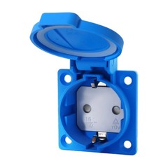 Outdoor Electrical Socket with Safety Protections for Industrial Applications