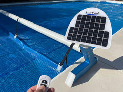 Motorized Solar Blanket Reel for Pools up to 20×40′ – Easy Button Operation