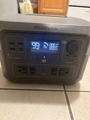Ecoflow River 2 Max 1000W Portable Power Station + 2x 160solar panels